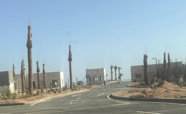 The main gate of Soma Bay